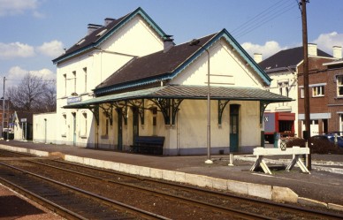 COURCELLES CENTRE  84-4236.jpg